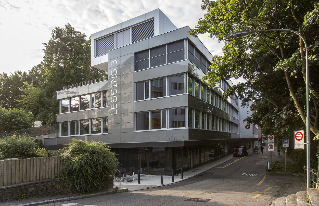 Residential and commercial building, Zurich